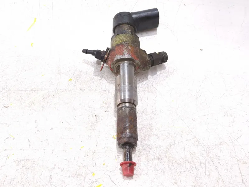 Recambio de inyector para ford fiesta vi 1.4 tdci referencia OEM IAM 5WS40007 9645988580  