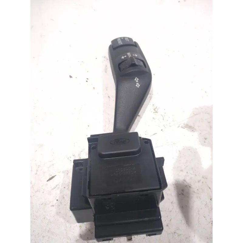 Recambio de mando intermitentes para ford focus c-max 1.6 tdci referencia OEM IAM 17D940  