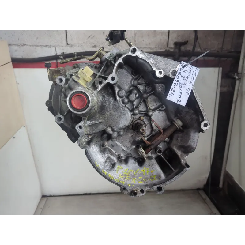 Recambio de caja cambios manual para peugeot 106 (s2)(04.1996) 1.4 i referencia OEM IAM 20CE02  