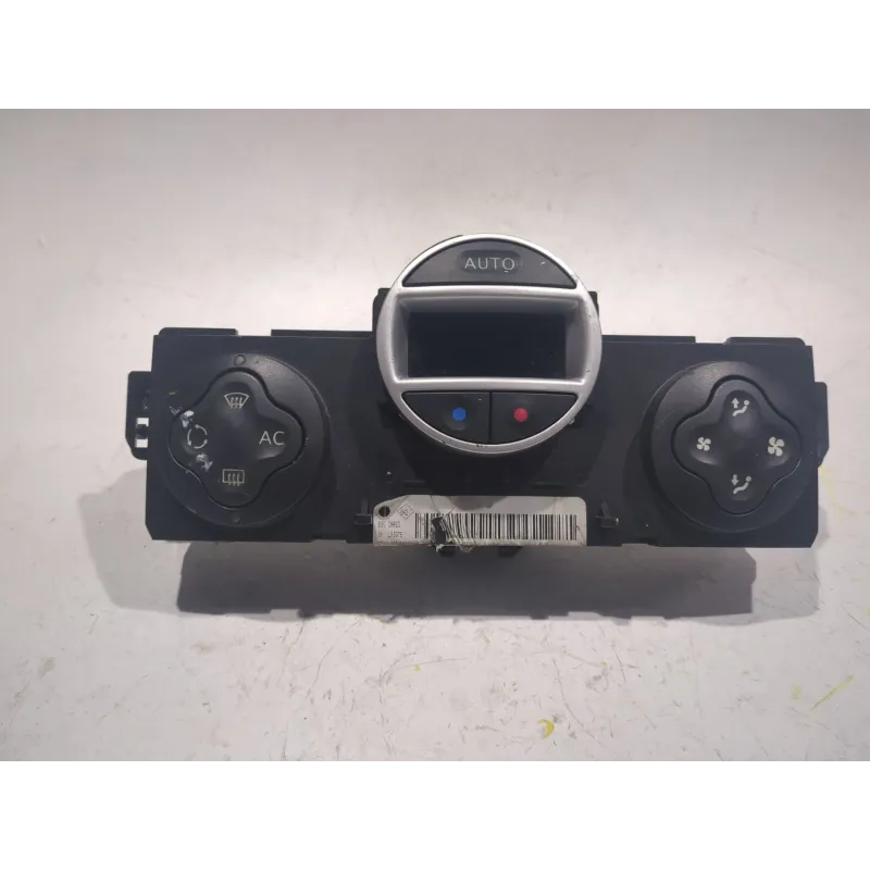 Recambio de mando climatizador para renault clio k9k 67 referencia OEM IAM 8200296683  