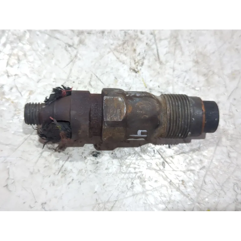 Recambio de inyector para opel omega b (v94) 2.5 td (f69, m69, p69) referencia OEM IAM KCA21S71  