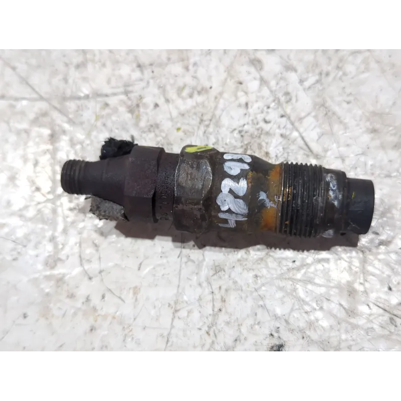Recambio de inyector para opel omega b (v94) 2.5 td (f69, m69, p69) referencia OEM IAM KCA21S71  