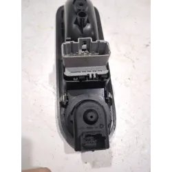 Recambio de botonera puerta delantera izquierda para renault clio k9k 67 referencia OEM IAM 254009494R  