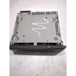 Recambio de radio cd para renault clio iii 1.5 dci referencia OEM IAM 281150038R  