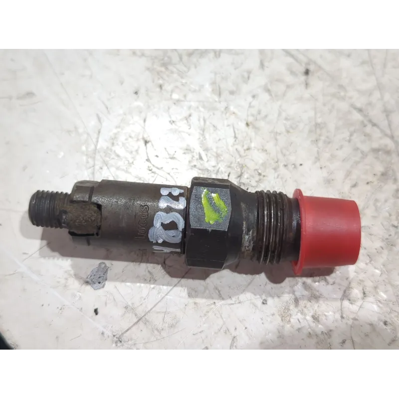 Recambio de inyector para ford mondeo i (gbp) 1.8 td referencia OEM IAM LCR6705301E  