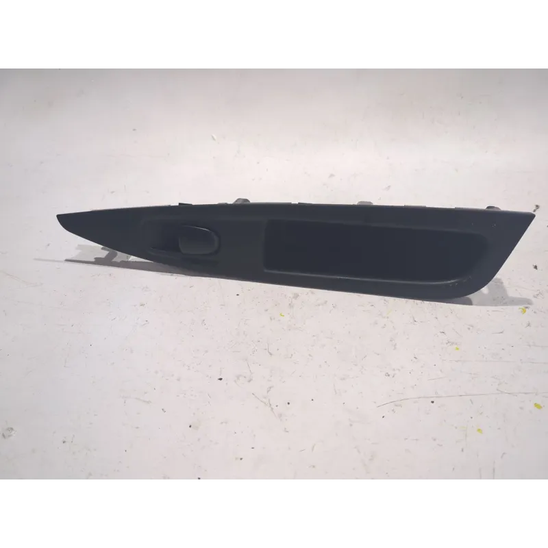 Recambio de botonera puerta trasera derecha para nissan qashqai i (j10, nj10) 1.5 dci referencia OEM IAM 829604EA0AX  