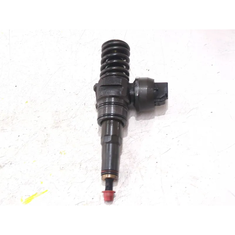 Recambio de inyector para seat ibiza iv (6j5, 6p1) 1.9 tdi referencia OEM IAM 0414720313 038130073B  