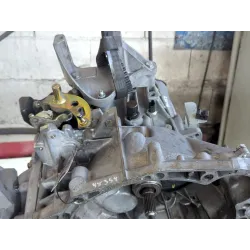 Recambio de caja cambios manual para peugeot 407 hdi 135 referencia OEM IAM 20MB02  
