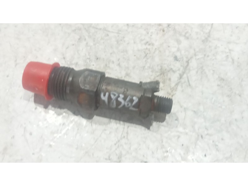 Recambio de inyector para fiat punto (188_) 1.9 ds 60 (188.031, .051, .231, .251) referencia OEM IAM LCR6705404D  