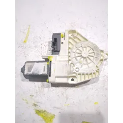 MOTOR ELEVALUNAS DELANTERO DERECHO 
