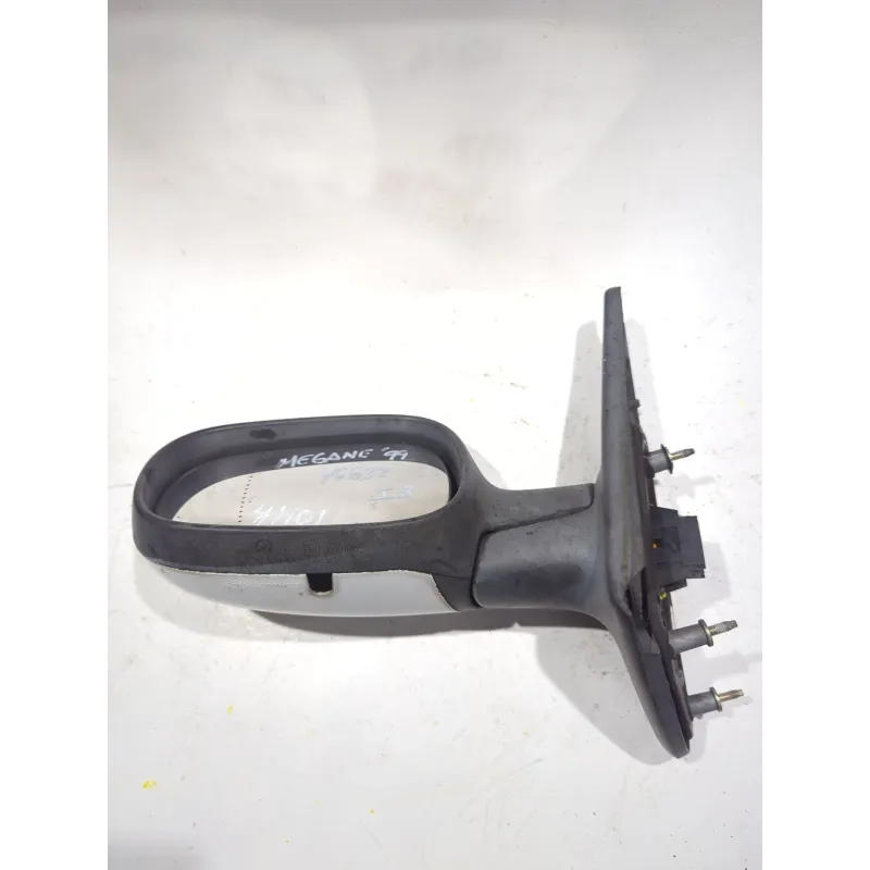 Recambio de cristal retrovisor izquierdo para renault megane 1.9 referencia OEM IAM E9010125  