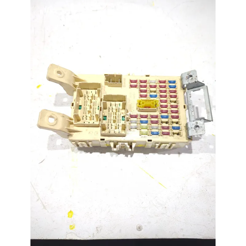 Recambio de caja reles / fusibles para hyundai i20 (pb)(2009) 1.2 referencia OEM IAM 919511J030  