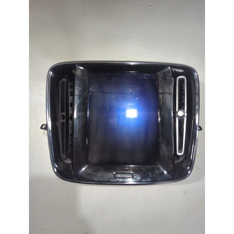 Recambio de pantalla multifuncion para volvo xc40 (536) d3 referencia OEM IAM 32247465AA  