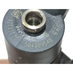 Recambio de inyector para iveco daily vi furgoneta 33s16, 35s16, 35c16, 40c16, 50c16 referencia OEM IAM 504389548 0445110418  