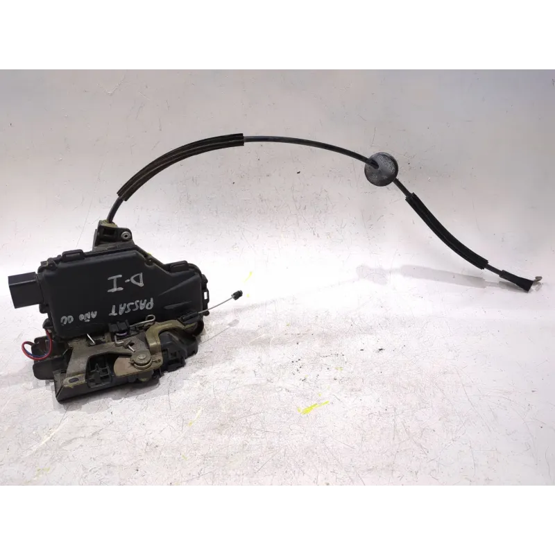 Recambio de cerradura puerta delantera izquierda para volkswagen passat b5 variant (3b5) 2.5 tdi referencia OEM IAM   