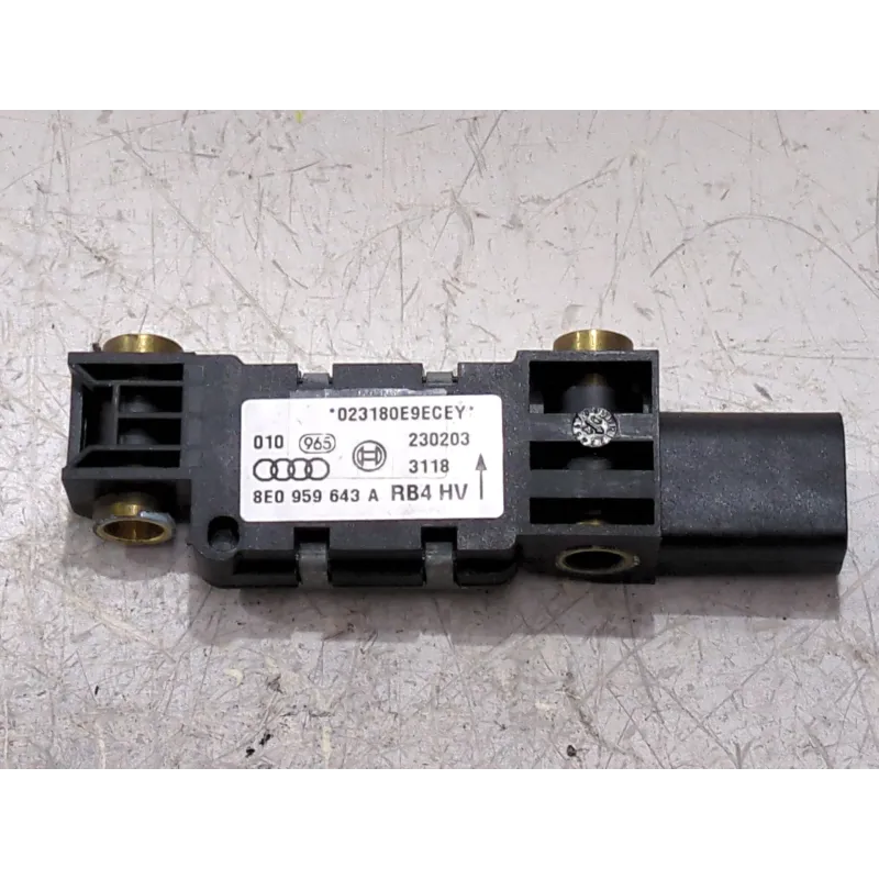 Recambio de sensor para audi a4 b6 (8e2) 1.9 tdi referencia OEM IAM 8E0959643A  