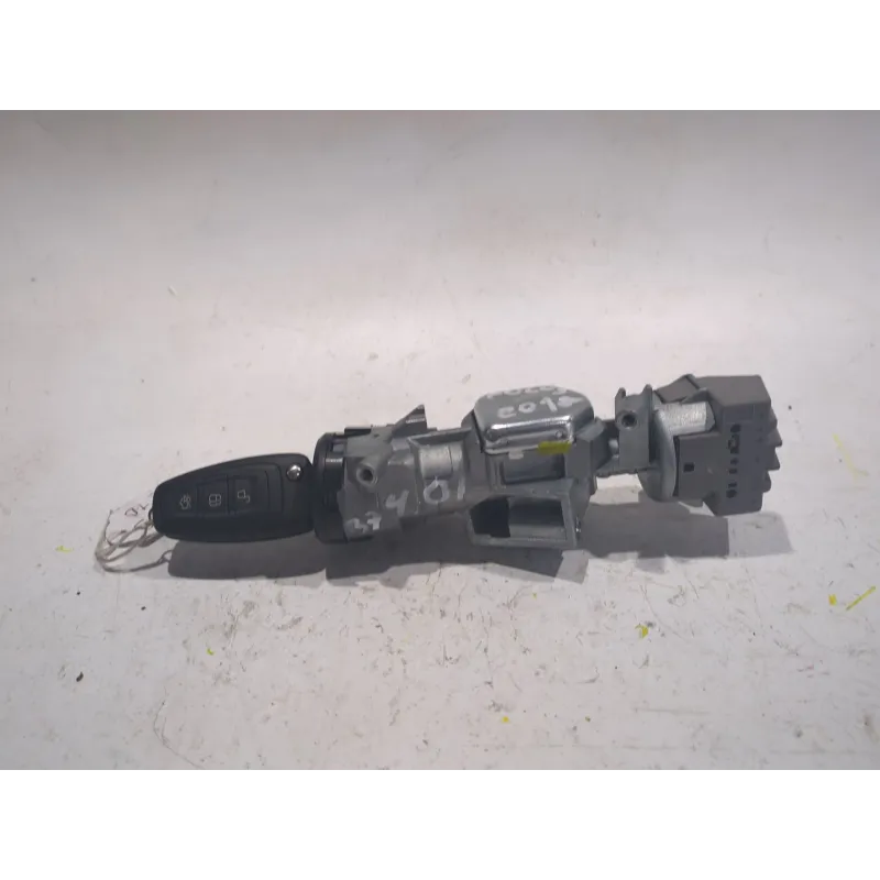 Recambio de conmutador de arranque para ford focus iii 1.5 d 120cv referencia OEM IAM 3M513F880AE  