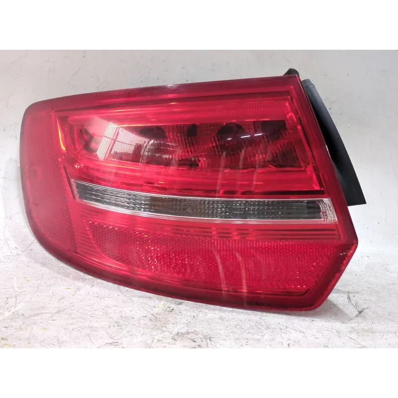 Recambio de piloto trasero izquierdo para audi a3 (8p1) 1.6 tdi referencia OEM IAM 8P4945095E  