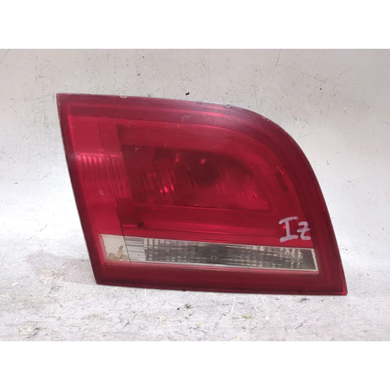 Recambio de piloto porton trasero izquierdo para audi a3 (8p1) 1.6 tdi referencia OEM IAM 8P4945093D  