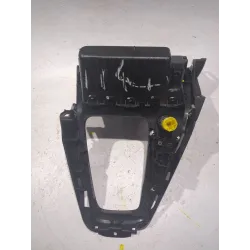 Recambio de embellecedor consola central para ford focus iii 1.5 d 120cv referencia OEM IAM F1ET18C612AK  