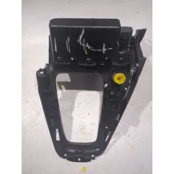 Recambio de embellecedor consola central para ford focus iii 1.5 d 120cv referencia OEM IAM F1ET18C612AK  