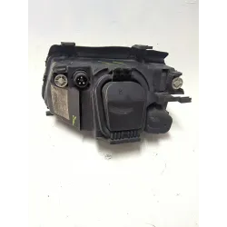 Recambio de faro delantero derecho para audi a4 b5 (8d2) 1.9 tdi referencia OEM IAM 67723141 1852807000  