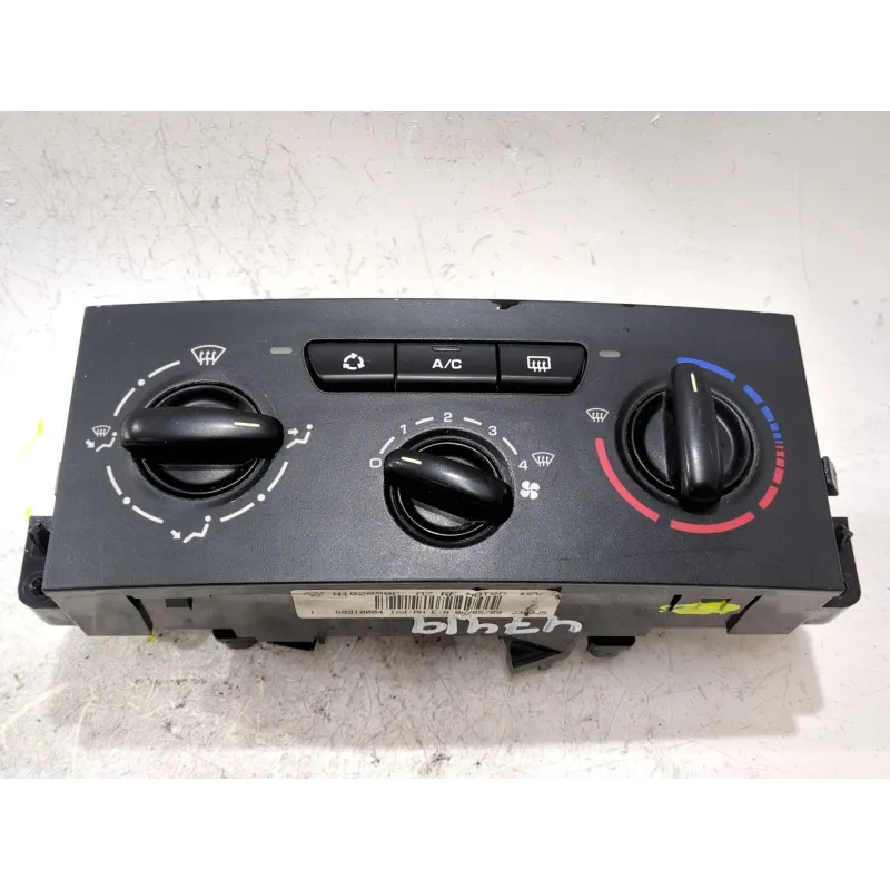 Recambio de mando climatizador para peugeot 207/207+ (wa_, wc_) 1.4 hdi referencia OEM IAM N102080F  