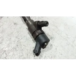 Recambio de inyector para kia carens (rs)(2003) 2.0 crdi referencia OEM IAM 0445110258  