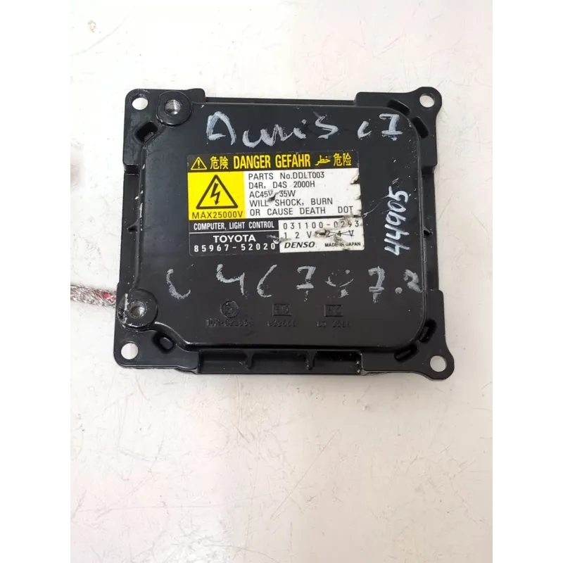 Recambio de centralita faros xenon para toyota auris (_e15_) 2.0 d-4d (ade150_) referencia OEM IAM 8596752020  