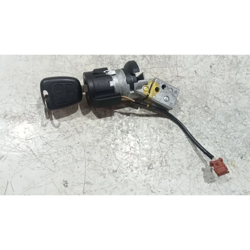 Recambio de conmutador de arranque para peugeot 307 break (3e) 1.6 hdi 110 referencia OEM IAM 36353100  