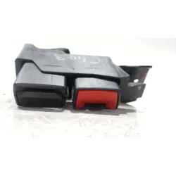 Recambio de enganche cinturon trasero izquierdo para renault clio iii (2005) 1.1 75 cv referencia OEM IAM 33047670  