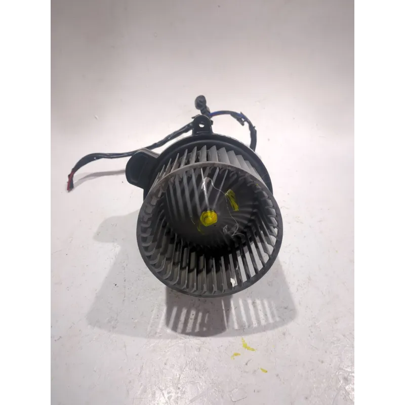 Recambio de motor calefaccion para hyundai i10 (pa)(2007) 998 referencia OEM IAM 97113  