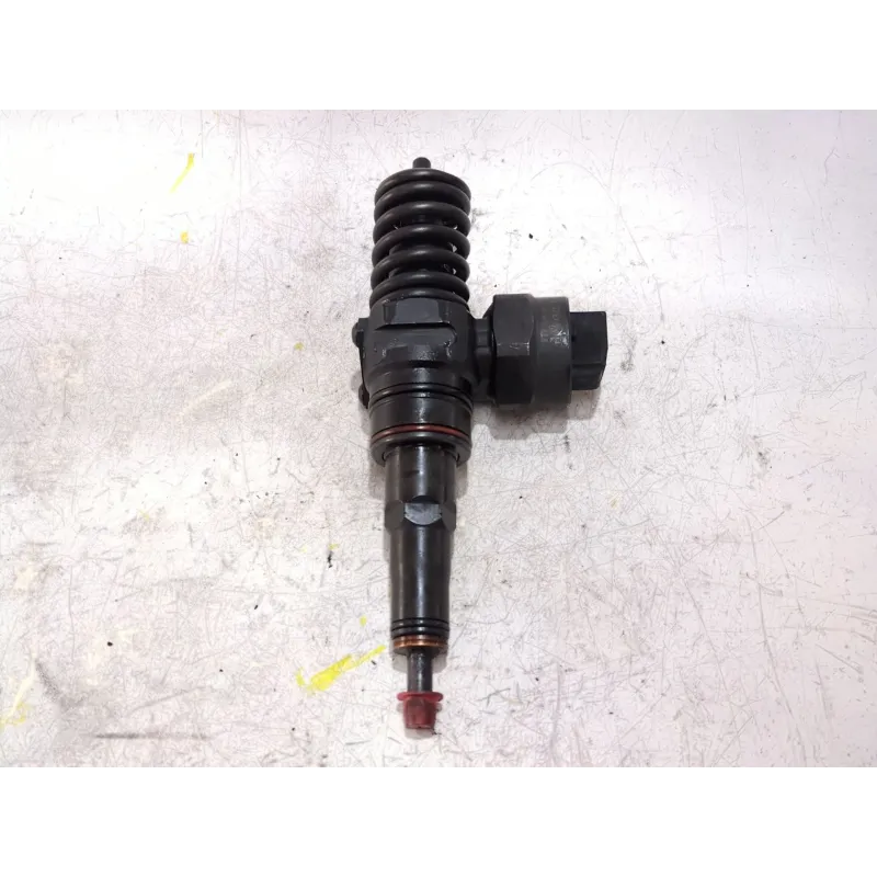 Recambio de inyector para volkswagen passat variant (3b5)(1997) 1.9 tdi referencia OEM IAM 0414720007 038130073F  