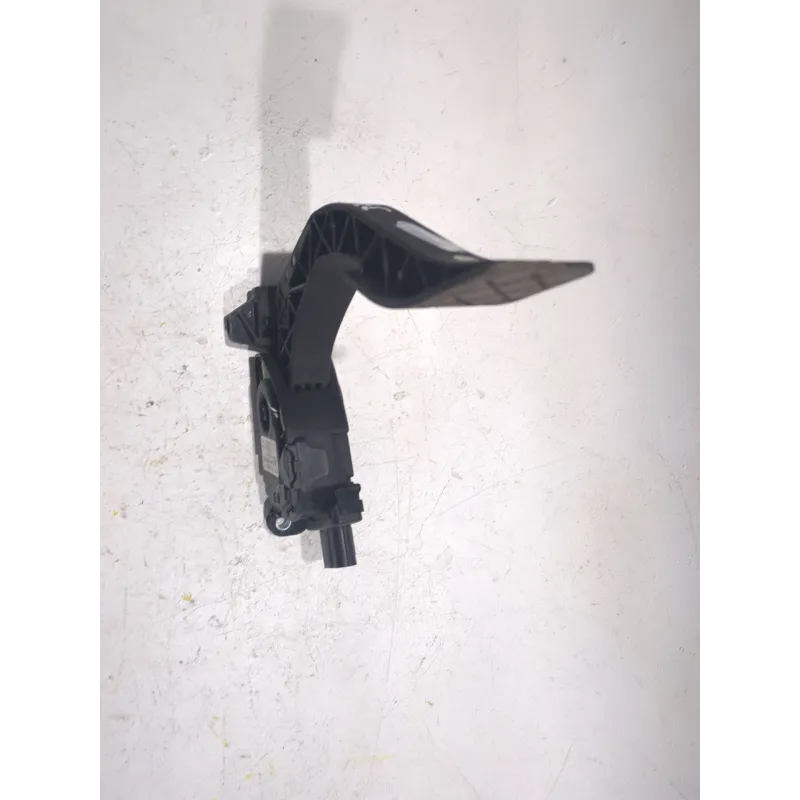 Recambio de potenciometro pedal para audi a5 sportback (8ta) 2.0 tdi referencia OEM IAM 6PV00950501  