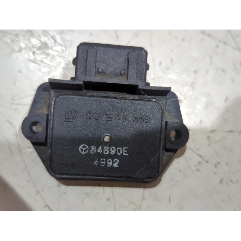 Recambio de modulo encendido para opel kadett 1.6 sv referencia OEM IAM 84890E  