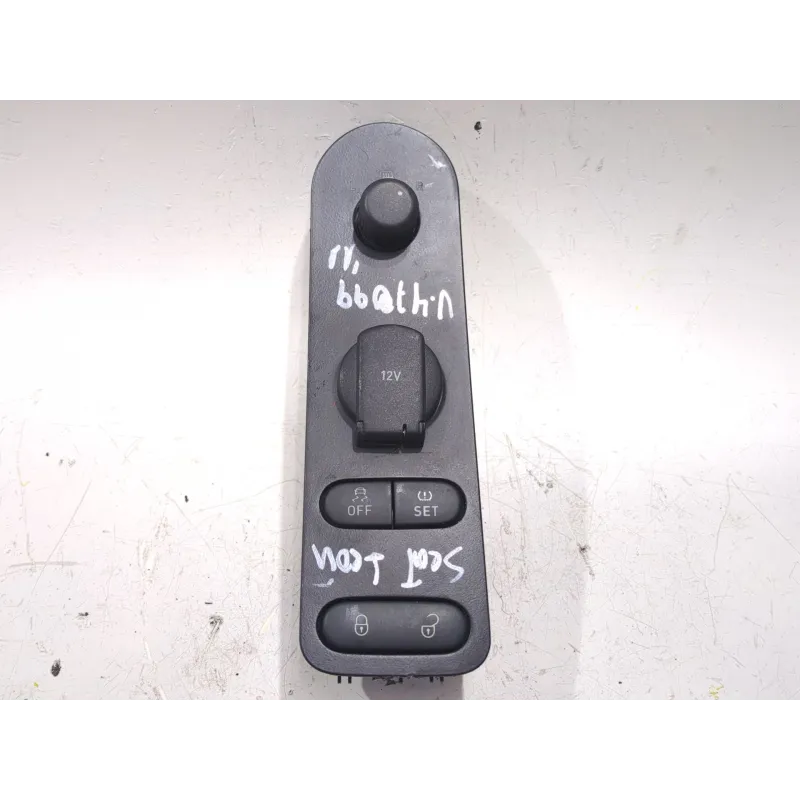 Recambio de mando multifuncion para volkswagen golf v (1k1) 1.9 tdi 4motion referencia OEM IAM 5P0863263  