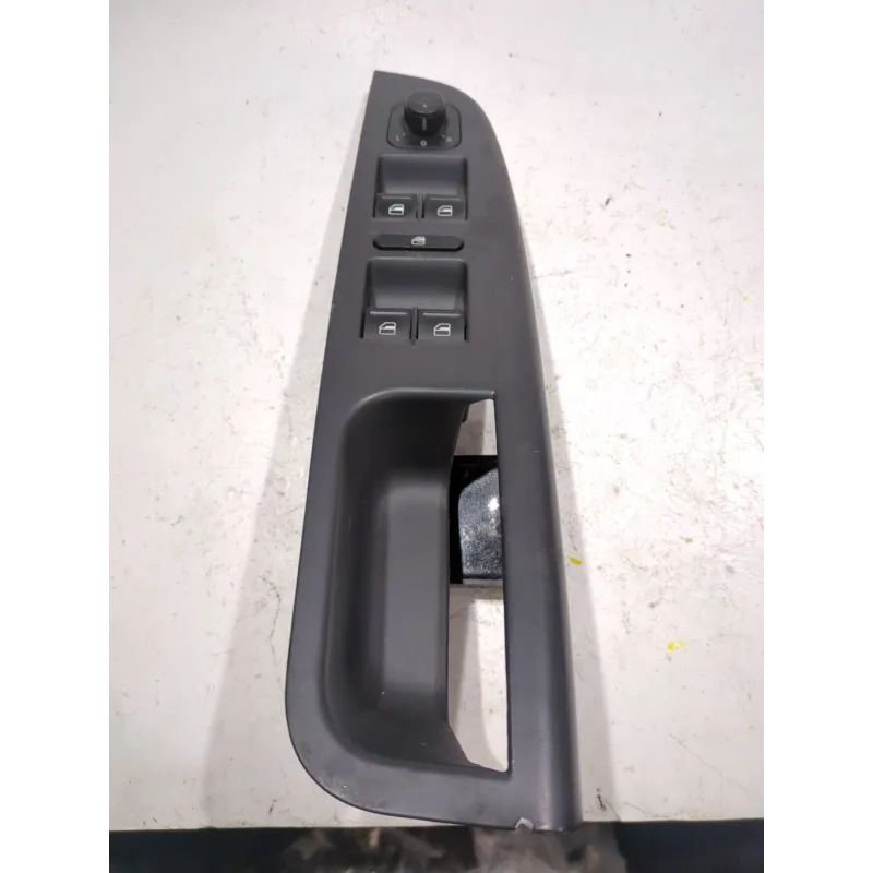 Recambio de mando elevalunas delantero izquierdo para volkswagen golf vi (5k1) 1.6 tdi referencia OEM IAM 1K4868049C  
