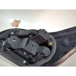Recambio de piloto trasero izquierdo para bmw 5 (e60) 520 d referencia OEM IAM 7165737  
