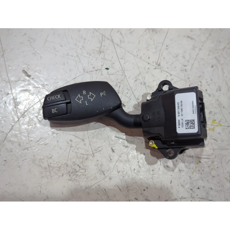 Recambio de mando intermitentes para bmw 5 (e60) 520 d referencia OEM IAM 676050  