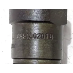 Recambio de inyector para volkswagen jetta ii (19e, 1g2, 165) 1.6 td referencia OEM IAM KCA30S364 068130201B  