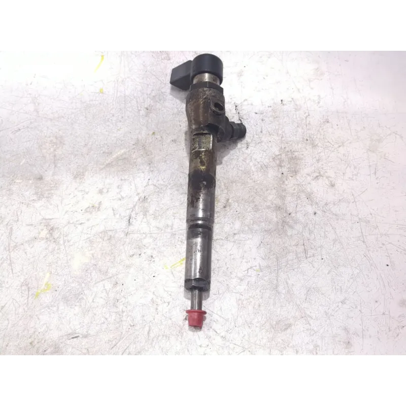 Recambio de inyector para renault megane scénic dci referencia OEM IAM H8200294788  