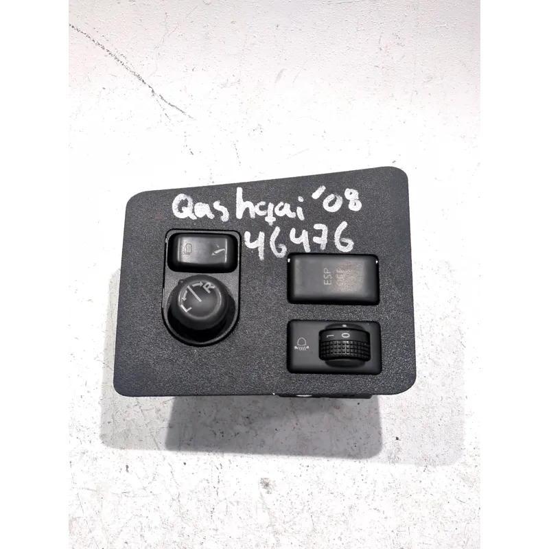 Recambio de mando multifuncion para nissan qashqai i (j10, nj10) 2.0 dci referencia OEM IAM 68485JD900  