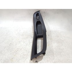 MANDO ELEVALUNAS DELANTERO DERECHO C1BBA240A40 