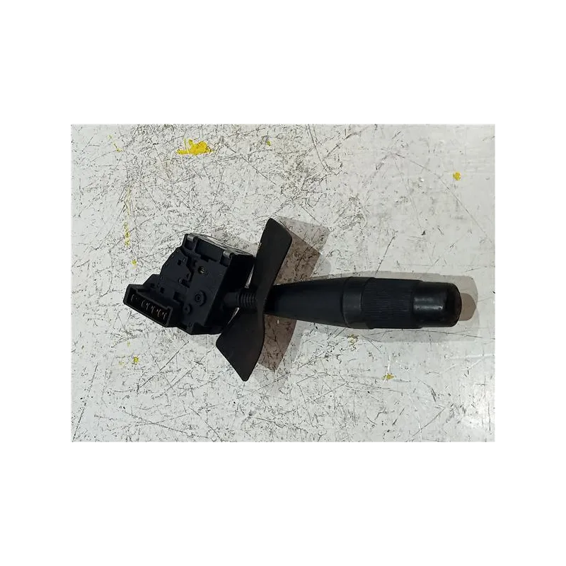 Recambio de mando multifuncion para peugeot 405 berlina (1987) 1.8 turbo diesel referencia OEM IAM 6153  