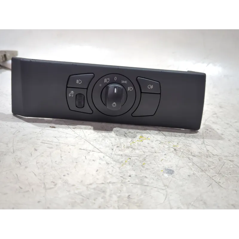 Recambio de mando luces para bmw 5 (e60) 520 d referencia OEM IAM 6925260  