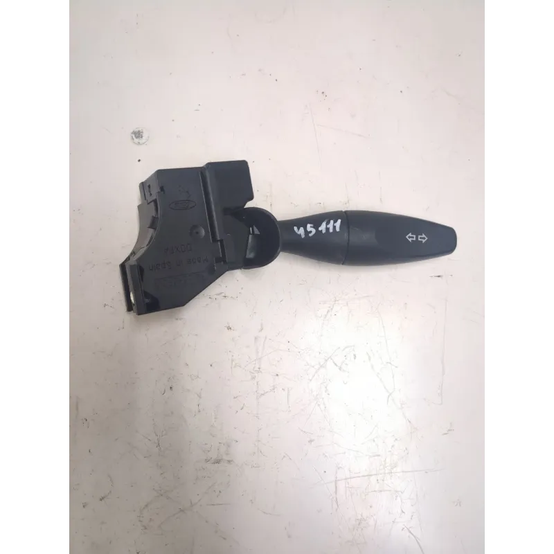 Recambio de mando intermitentes para ford fiesta (cbk)(2002) referencia OEM IAM 1S7T13335AE  