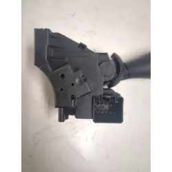 Recambio de mando intermitentes para ford fiesta (cbk)(2002) referencia OEM IAM 1S7T13335AE  