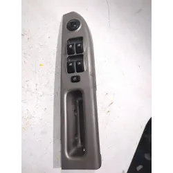 BOTONERA PUERTA DELANTERA IZQUIERDA 4554901110 