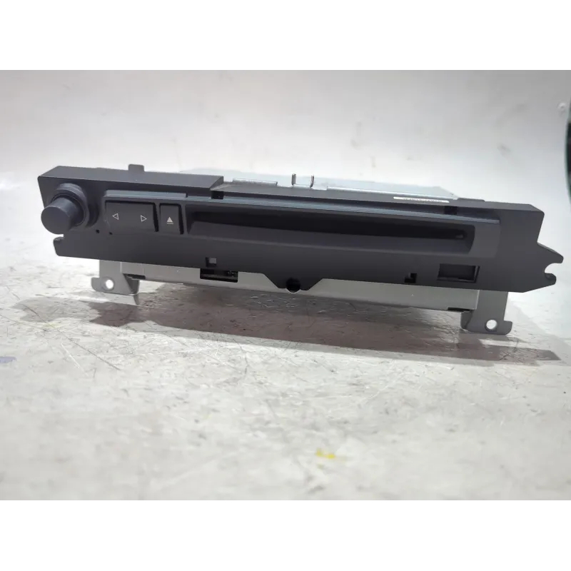 Recambio de radio cd para bmw 5 (e60) 520 d referencia OEM IAM 65129117532  