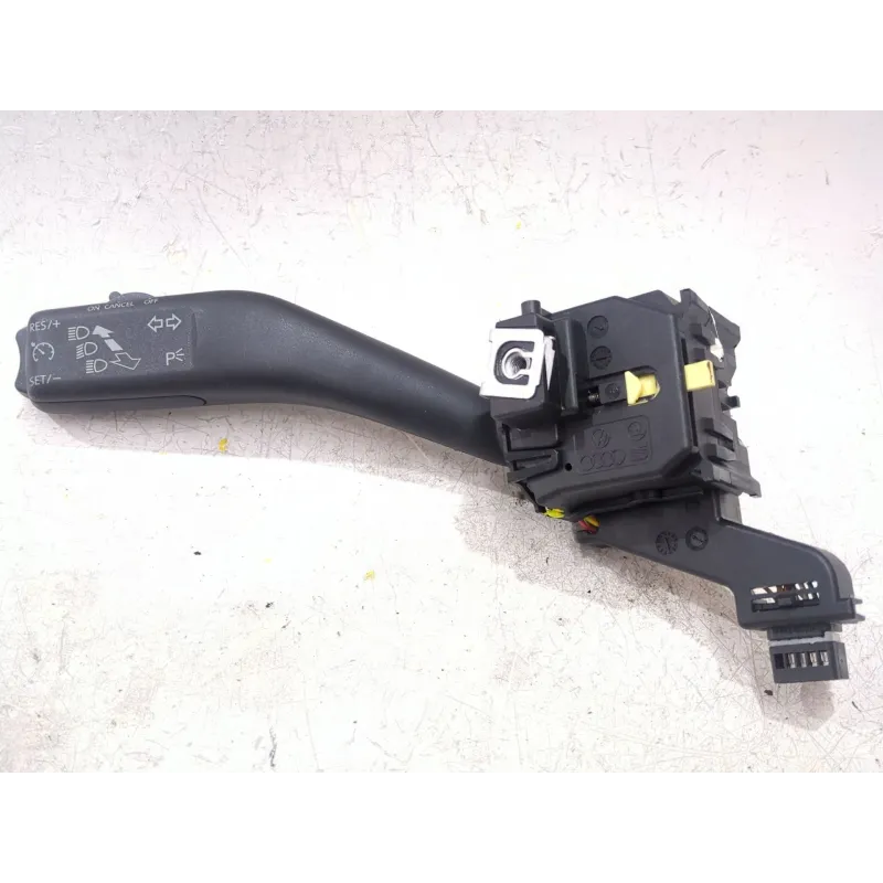 Recambio de mando intermitentes para volkswagen golf vi (5k1) 1.6 tdi referencia OEM IAM 1K0953513G  